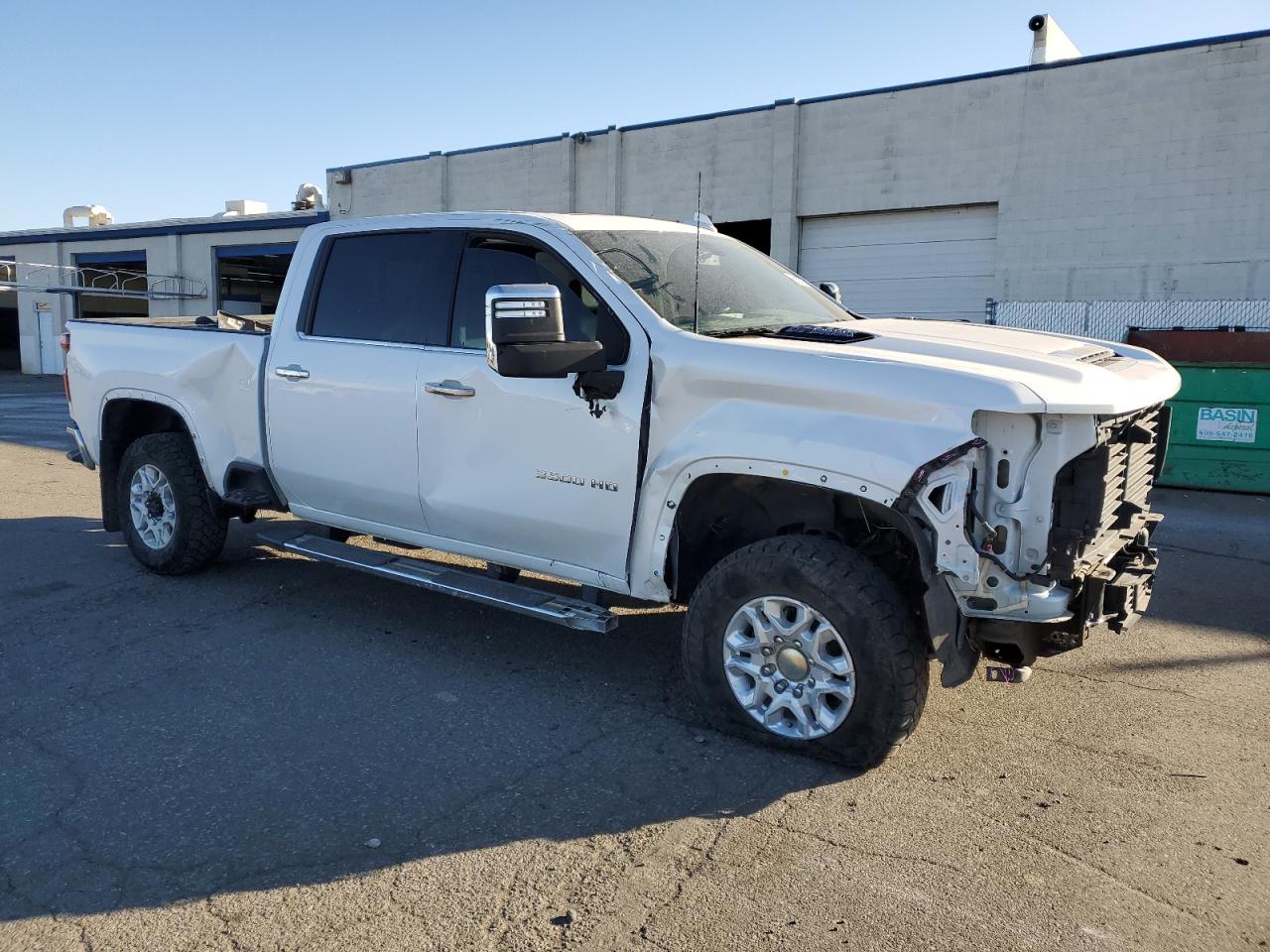 2021 Chevrolet Silverado VIN 1GC4YUEY5MF170471 Copart auction photo, front end / side damage thumbnail 4
