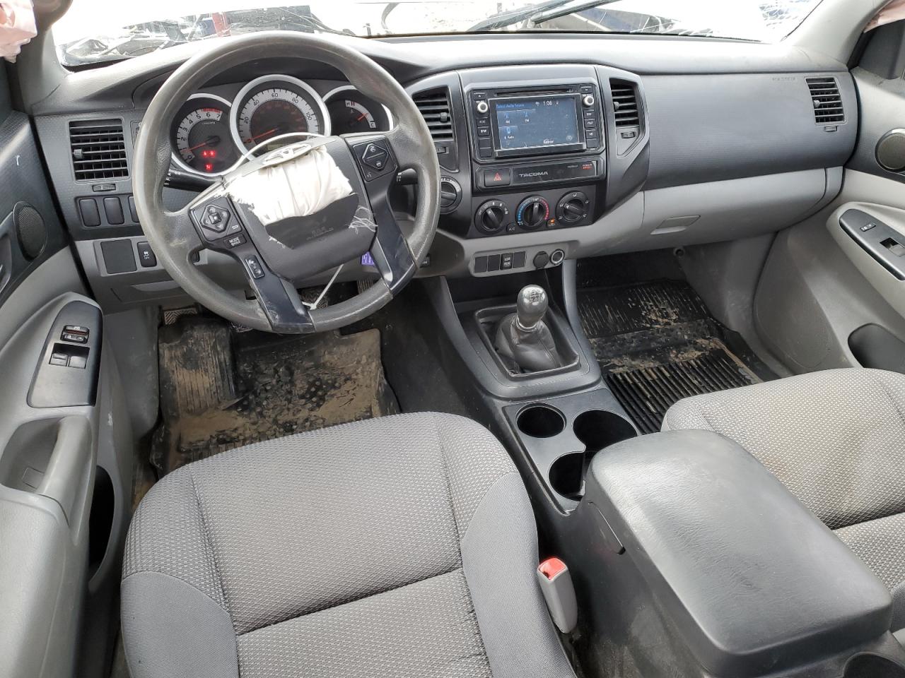 2015 Toyota Tacoma VIN 5TFUX4EN7FX033554 Copart auction photo, front end damage thumbnail 8