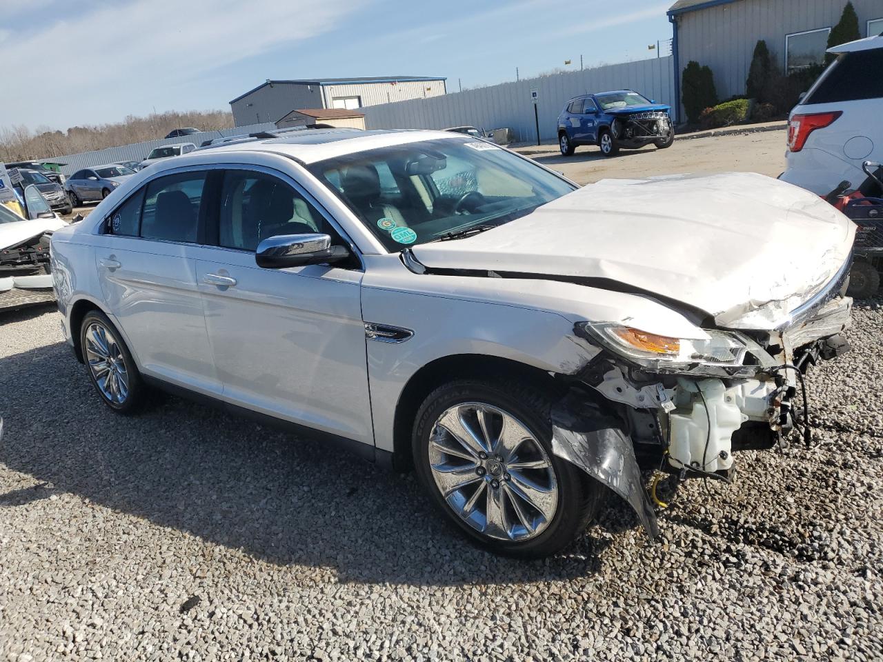 2011 Ford Taurus VIN 1FAHP2FW7BG132355 Copart auction photo, front end damage thumbnail 4