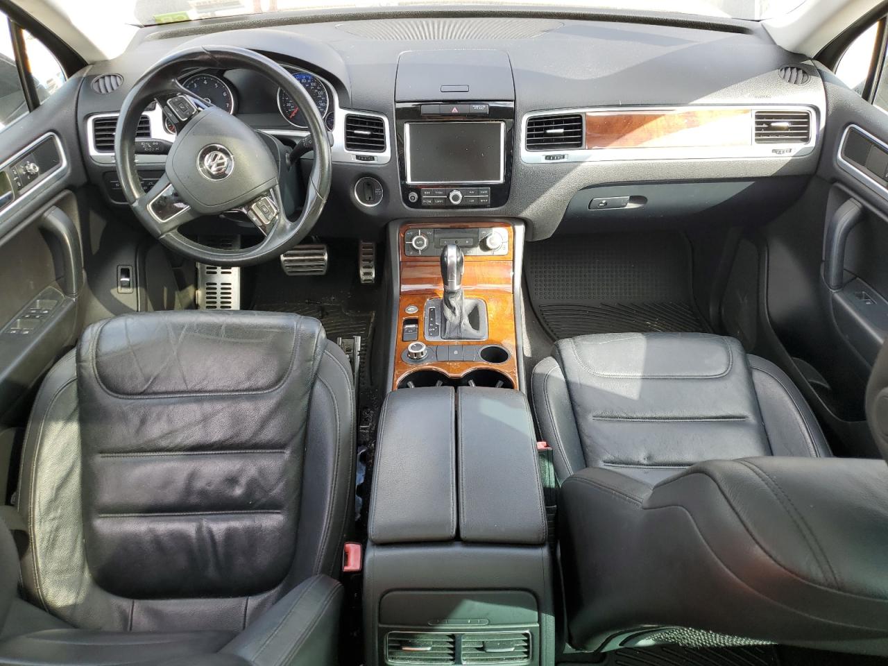 2014 Volkswagen Touareg VIN WVGEF9BP5ED014488 Copart auction photo, normal wear damage thumbnail 8