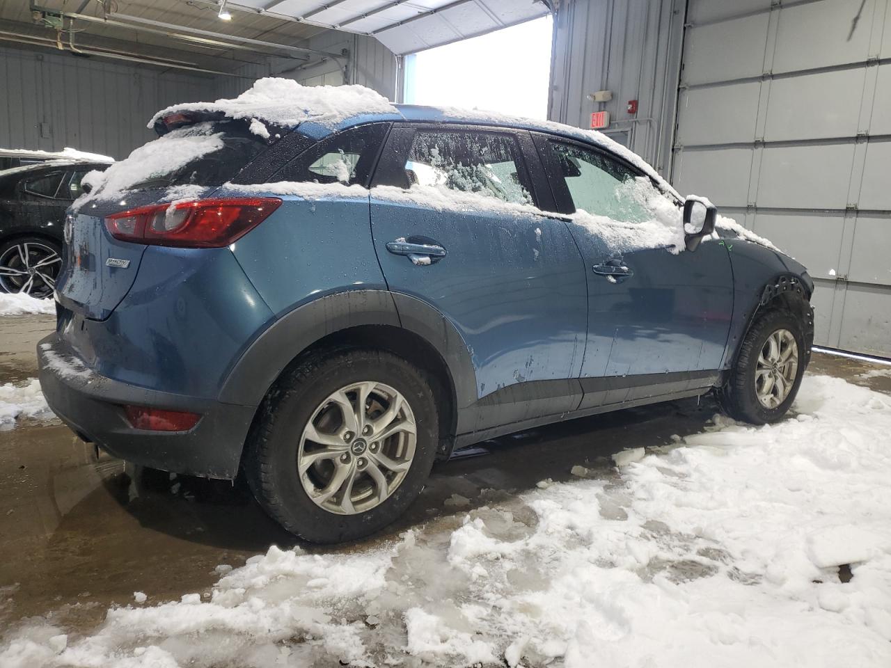 2018 Mazda CX-3 VIN JM1DKFB71J1311604 Copart auction photo, front end / minor dent/scratches damage thumbnail 3