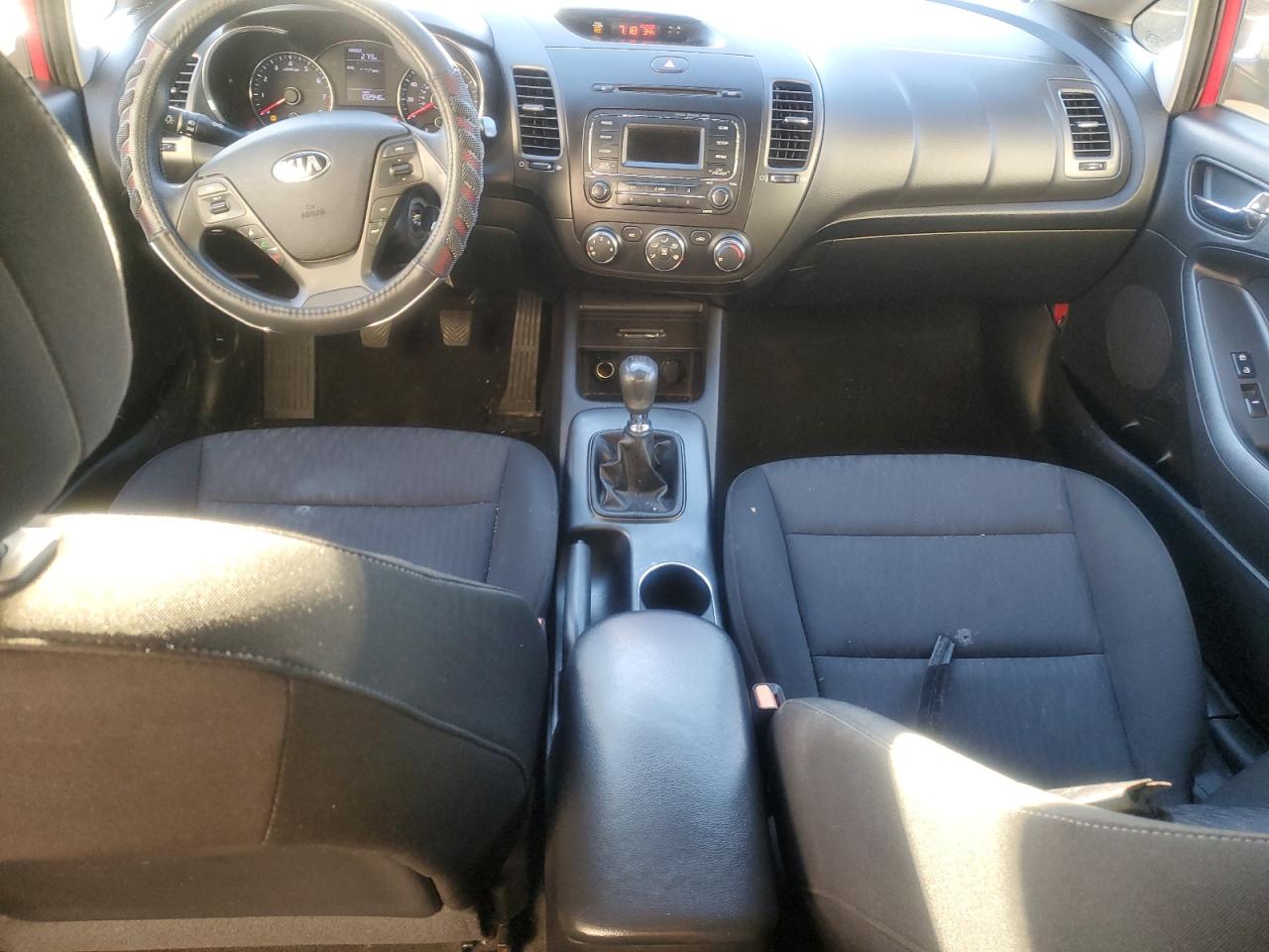 2016 KIA Forte VIN KNAFK4A65G5478004 Copart auction photo, all over damage thumbnail 8