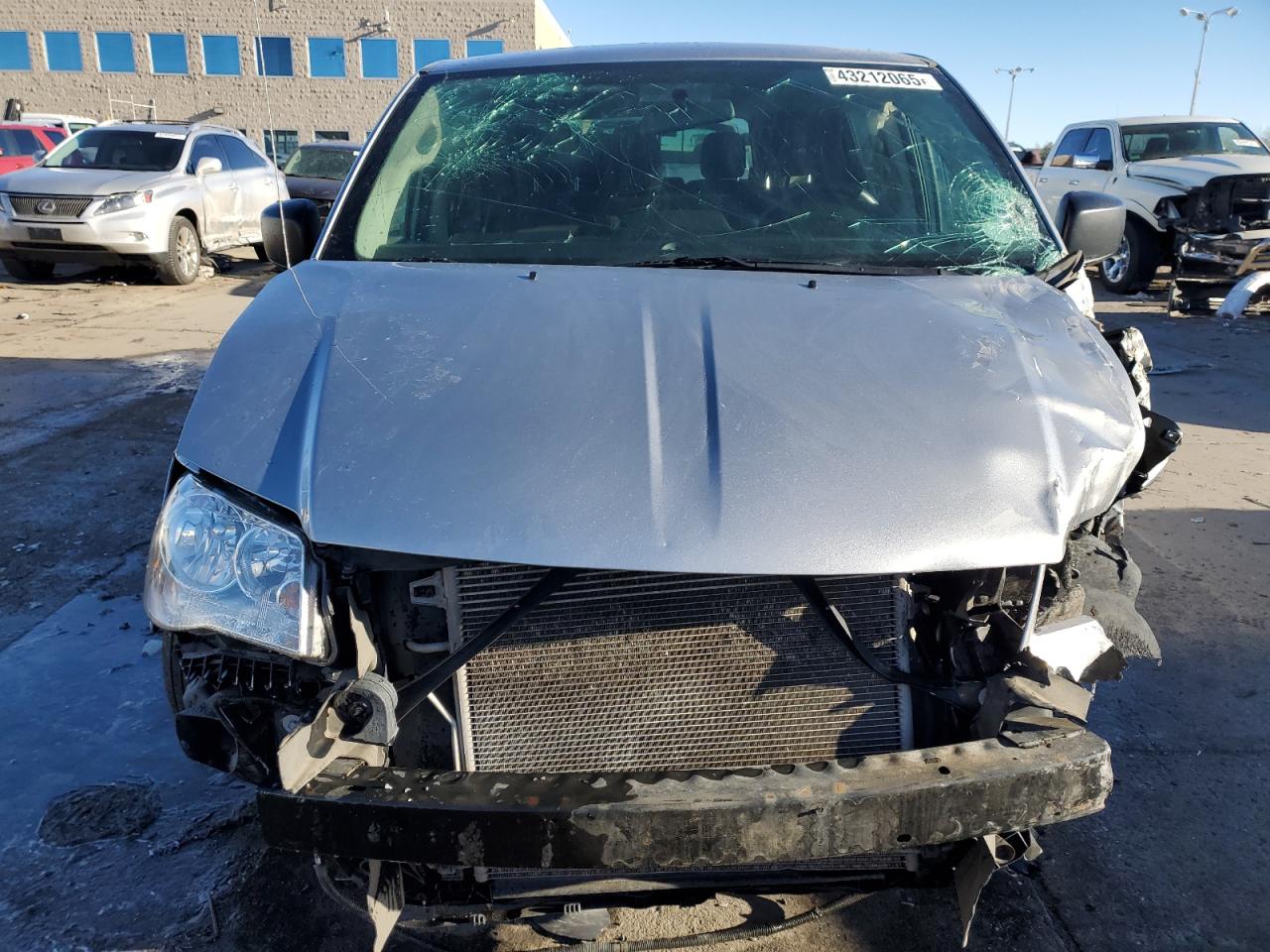 2018 Dodge Caravan VIN 2C4RDGBG1JR175993 Copart auction photo, front end damage thumbnail 5