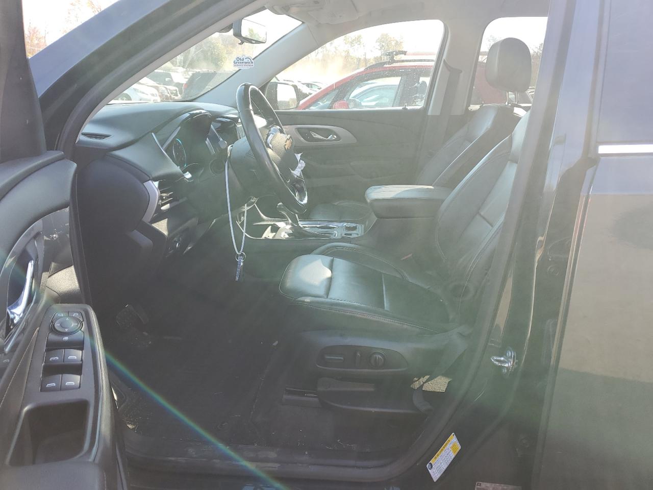 2019 Chevrolet Traverse VIN 1GNEVHKW4KJ121643 Copart auction photo, front end / minor dent/scratches damage thumbnail 7