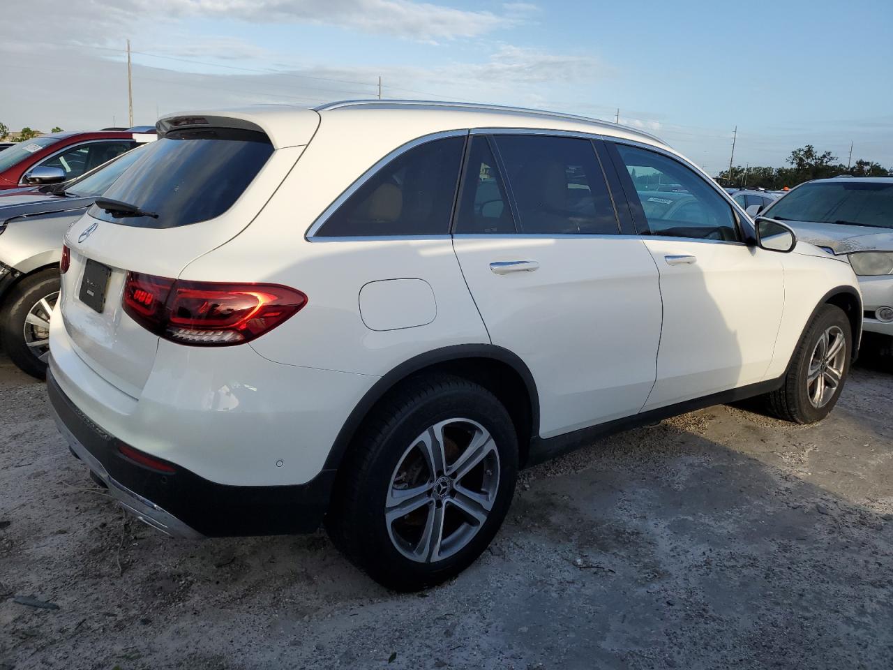 2021 Mercedes-Benz GLC VIN W1N0G8DBXMF927380 Copart auction photo, water/flood damage thumbnail 3