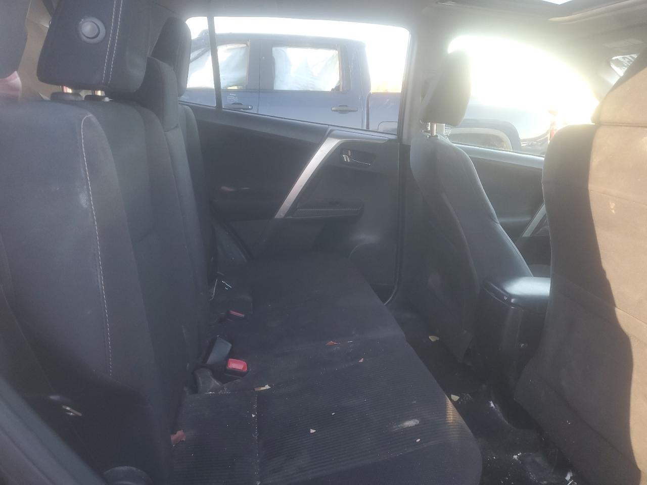 2015 Toyota RAV 4 VIN JTMRFREV8FJ020918 Copart auction photo, rear end damage thumbnail 11