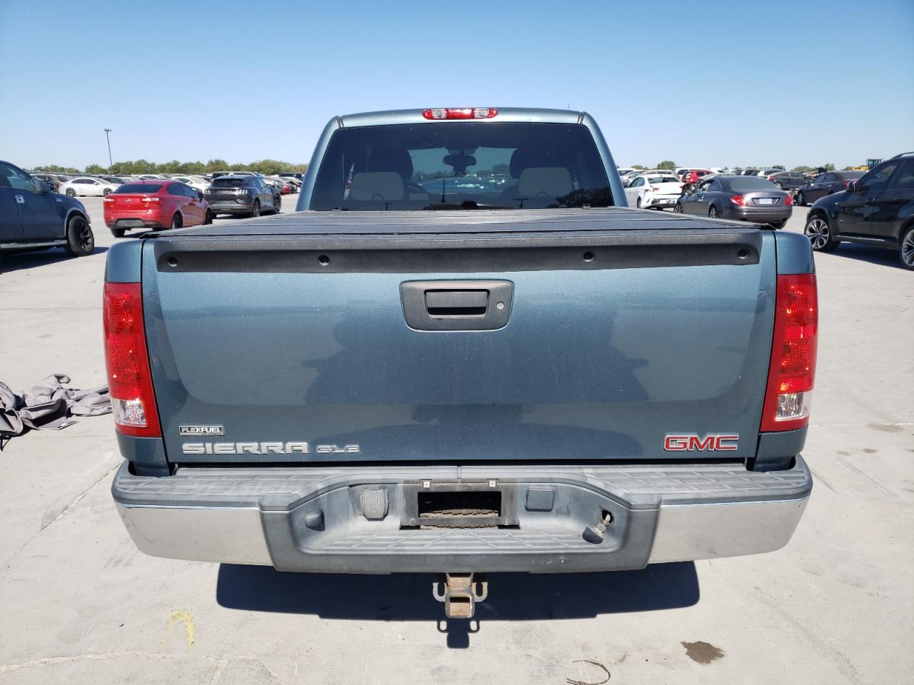 2009 GMC Sierra VIN 1GTEC29049Z154294 Copart auction photo, front end damage thumbnail 6