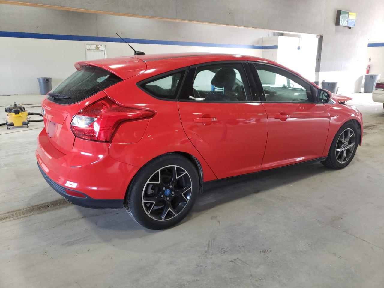 2014 Ford Focus VIN 1FADP3K25EL333416 Copart auction photo, front end damage thumbnail 3