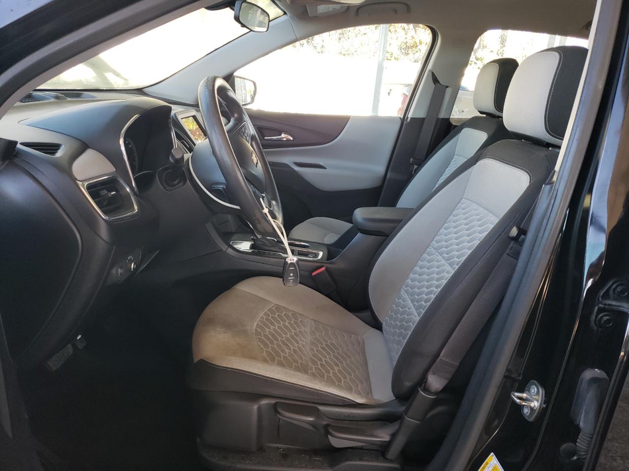 2019 Chevrolet Equinox VIN 2GNAXHEV4K6116287 Copart auction photo, front end / minor dent/scratches damage thumbnail 7