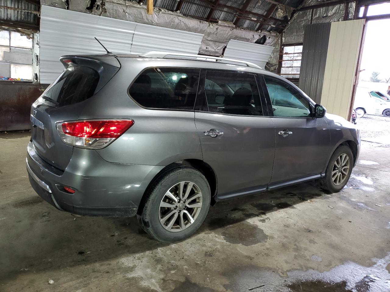 2016 Nissan Pathfinder VIN 5N1AR2MN5GC606183 Copart auction photo, normal wear damage thumbnail 3