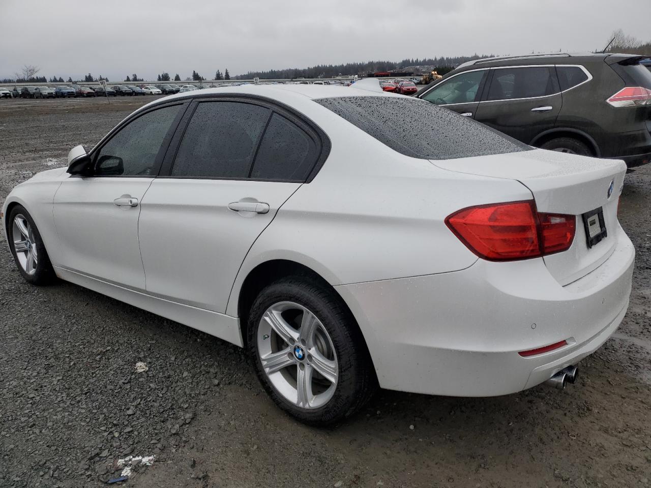 2015 BMW 3er VIN WBA3A5G52FNS88573 Copart auction photo, front end damage thumbnail 2