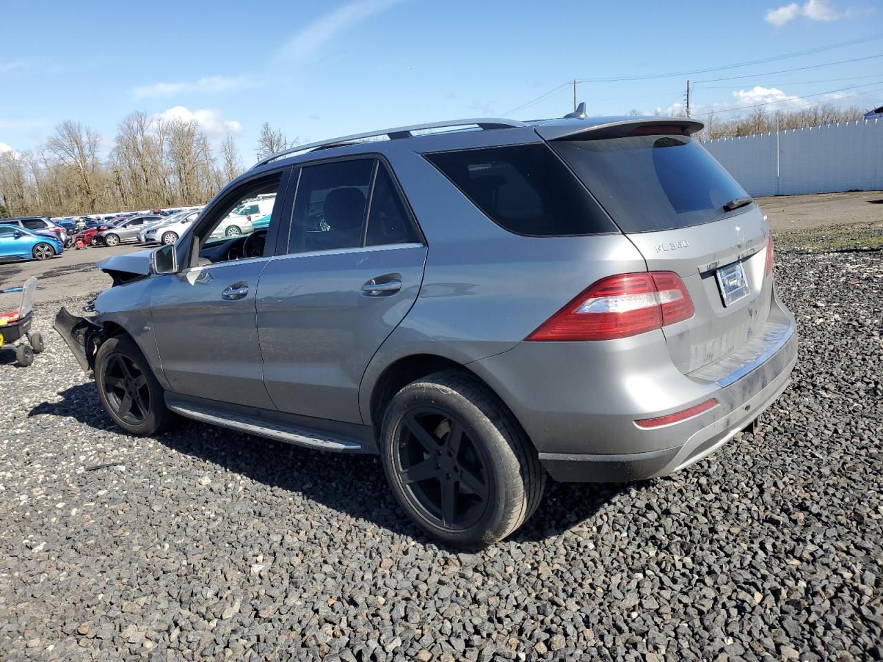 2012 Mercedes-Benz M-klasse VIN 4JGDA2EB7CA088687 Copart auction photo, front end damage thumbnail 2