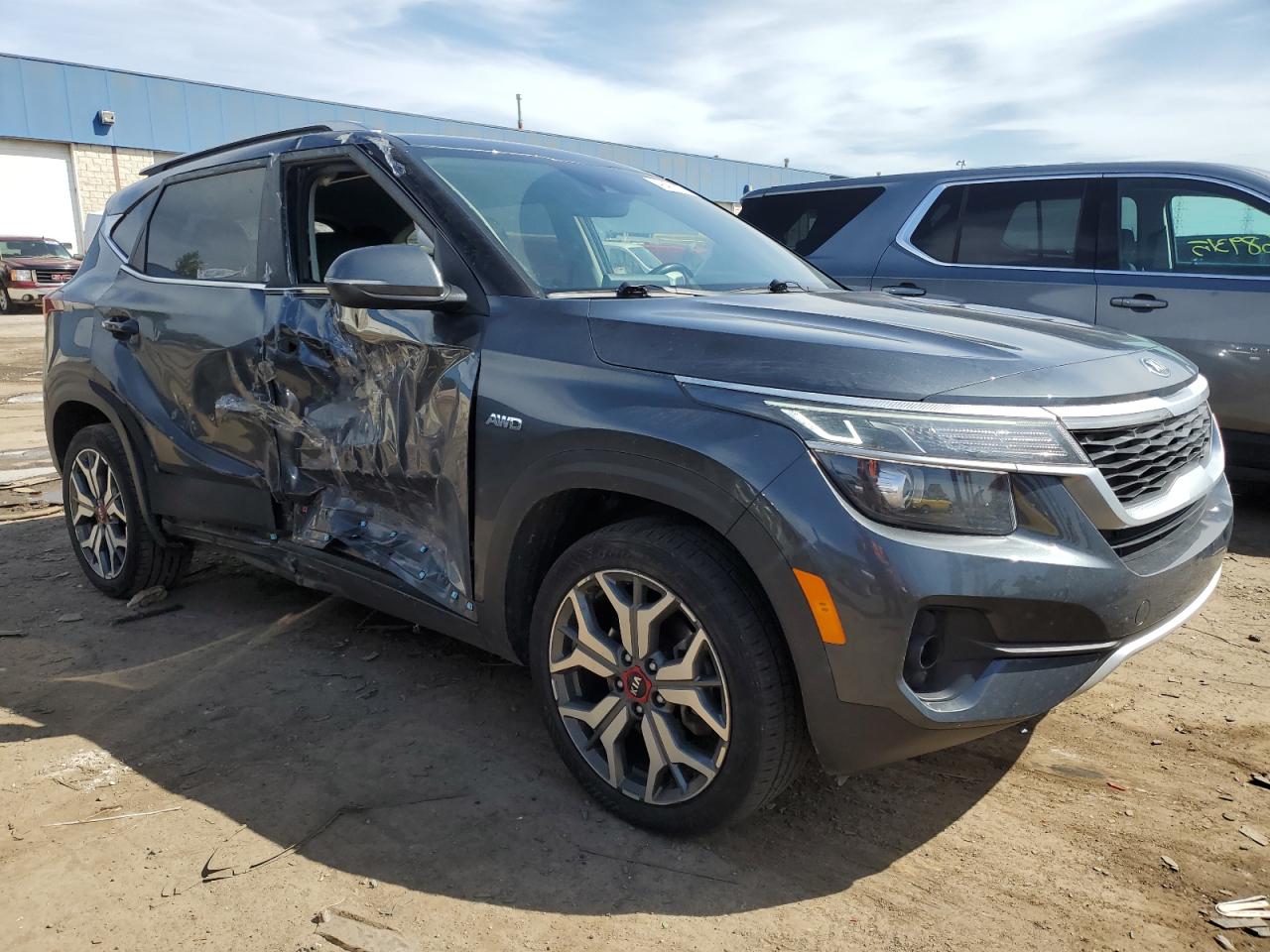 2021 KIA Seltos VIN KNDEUCA20M7055458 Copart auction photo, side damage thumbnail 4