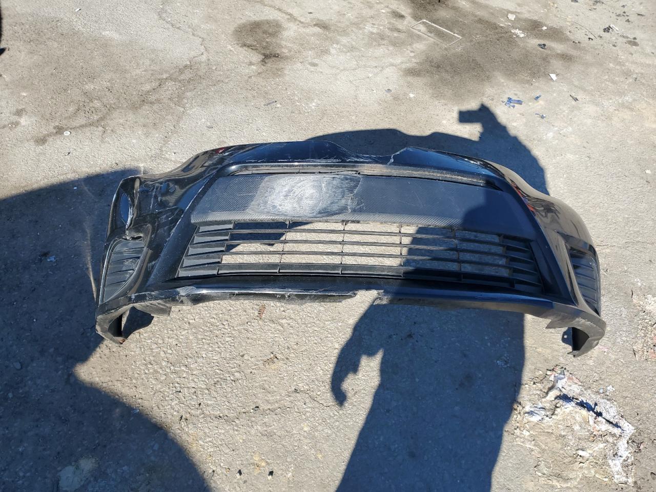 2015 Toyota Corolla VIN 2T1BURHE1FC236351 Copart auction photo, front end / side damage thumbnail 14