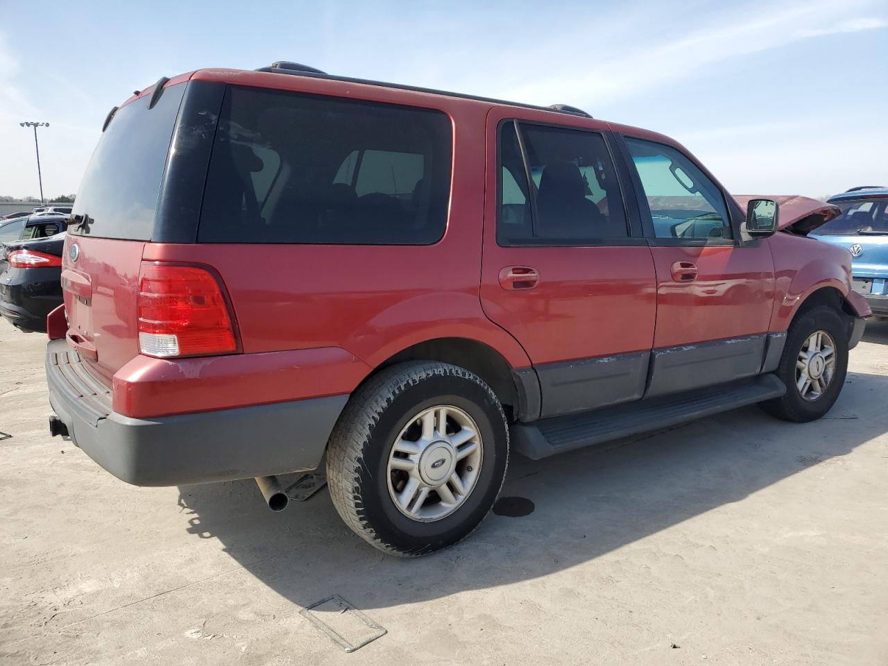 2004 Ford Expedition VIN 1FMPU15L44LA73058 Copart auction photo, front end / side damage thumbnail 3