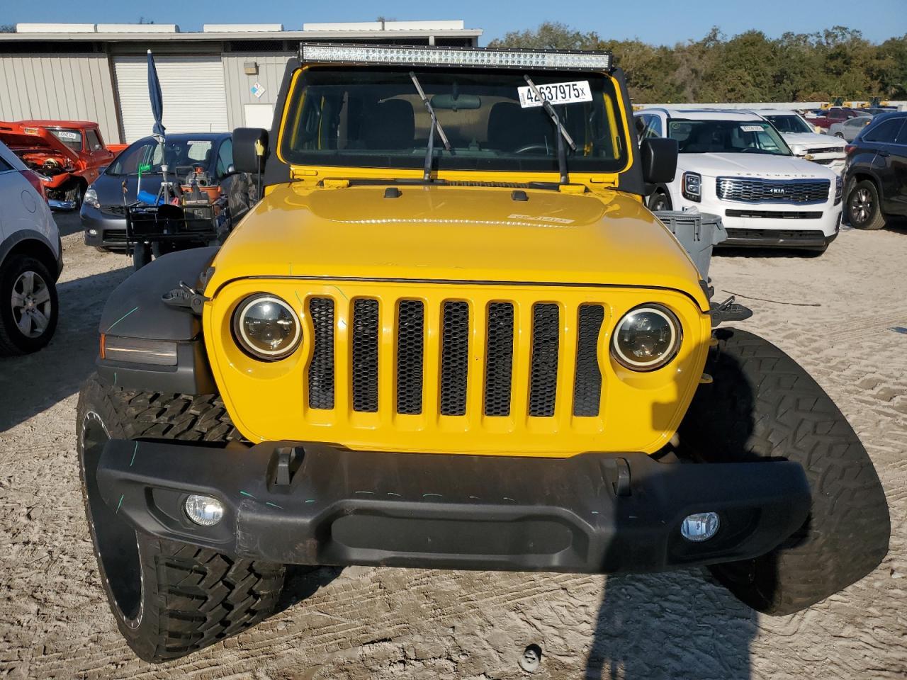2019 Jeep Wrangler VIN 1C4HJXDG6KW560203 Copart auction photo, rear end / front end damage thumbnail 5