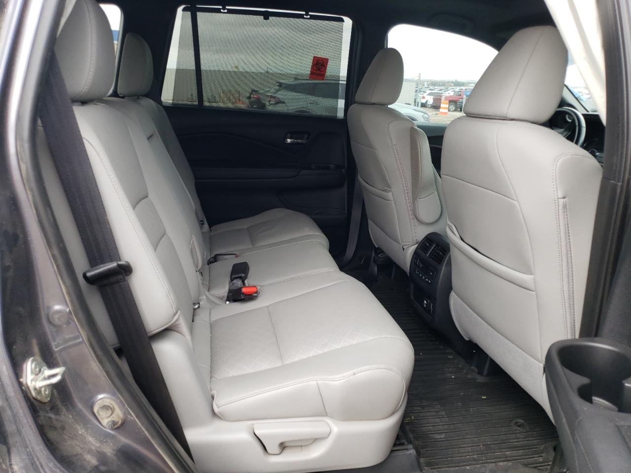 2019 Honda Passport VIN 5FNYF8H09KB016240 Copart auction photo, front end / side damage thumbnail 11