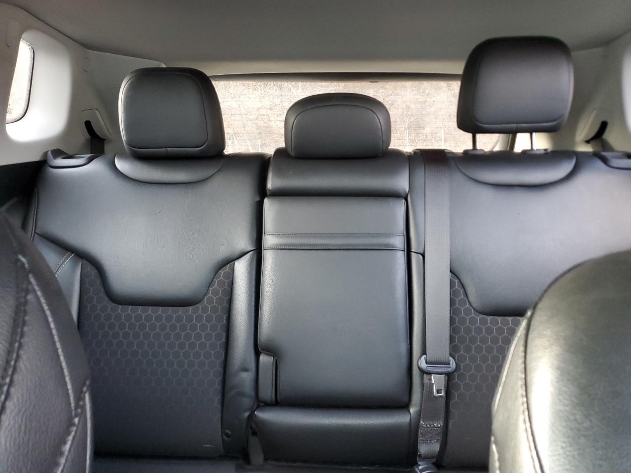 2019 Jeep Compass VIN 3C4NJDBBXKT656348 Copart auction photo, front end damage thumbnail 10