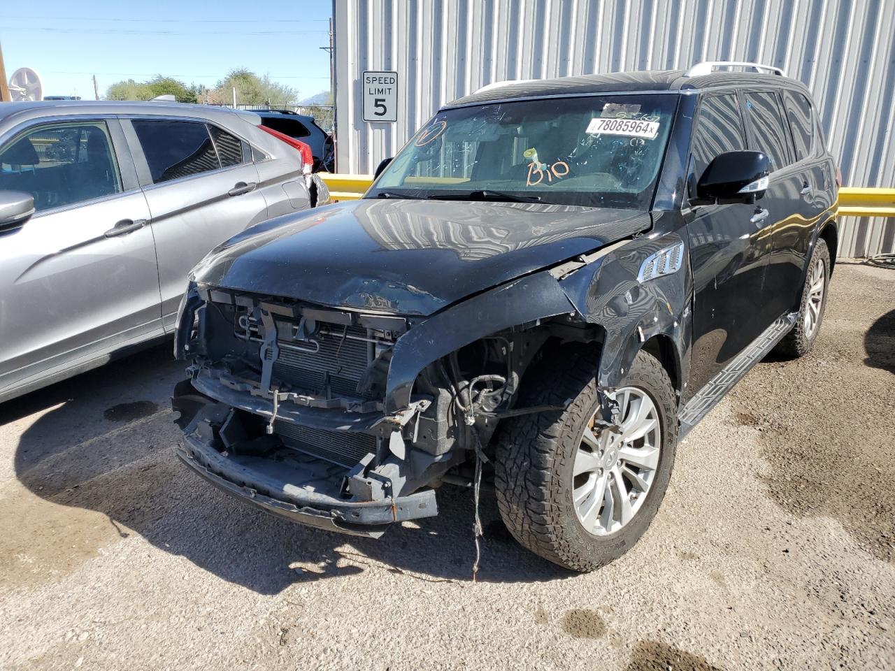 2017 Infiniti QX80 VIN JN8AZ2NE9H9157516