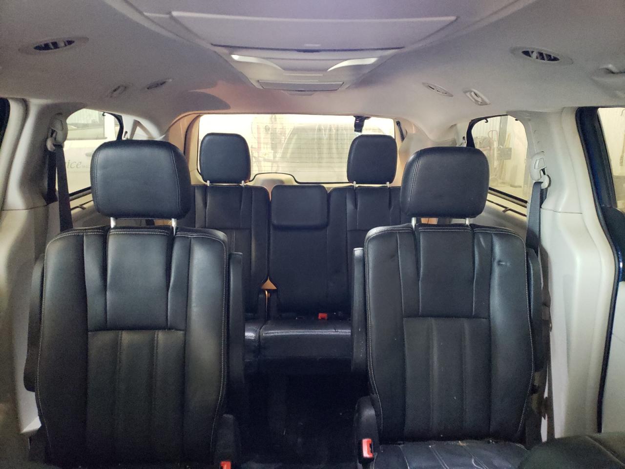 2016 Chrysler Town & Country VIN 2C4RC1CG8GR191759 Copart auction photo, rear end damage thumbnail 10
