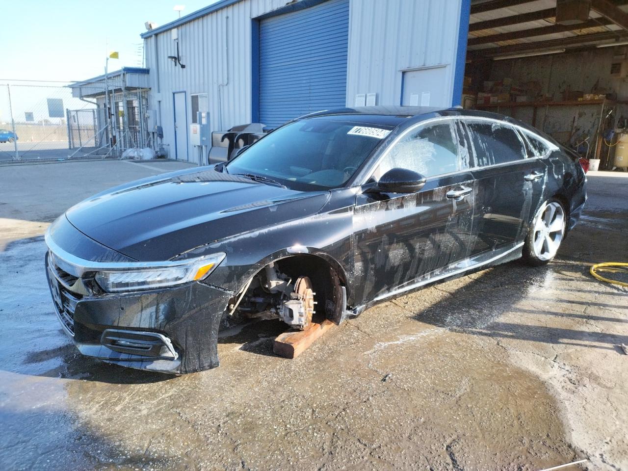 2018 Honda Accord VIN 1HGCV2F91JA012980