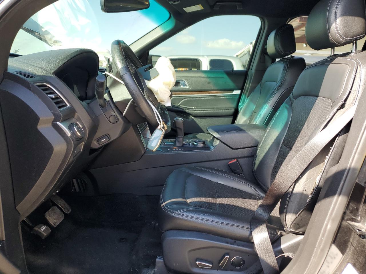 2017 Ford Explorer VIN 1FM5K8F88HGA38764 Copart auction photo, front end damage thumbnail 7