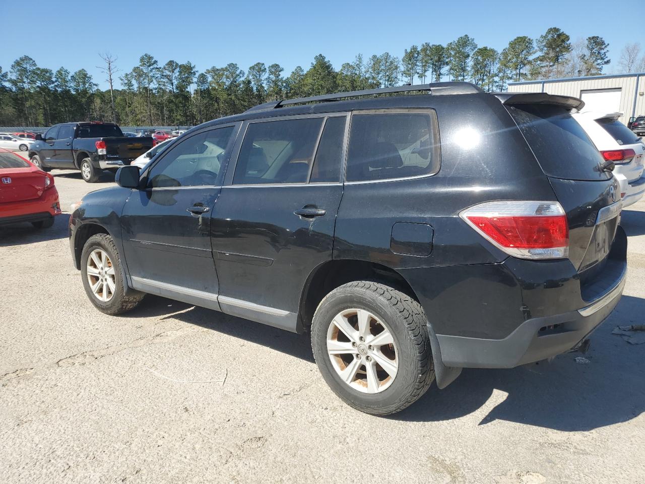 2013 Toyota Highlander VIN 5TDBK3EH5DS224225 Copart auction photo, front end damage thumbnail 2