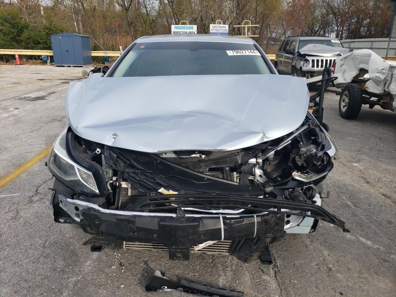 2017 Chevrolet Cruze VIN 1G1BF5SM9H7189117 Copart auction photo, front end / minor dent/scratches damage thumbnail 5