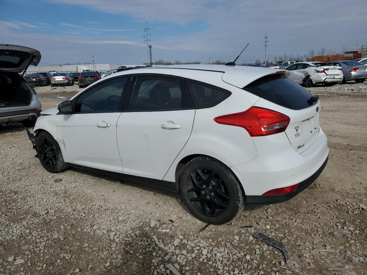 2015 Ford Focus VIN 1FADP3K24FL374170 Copart auction photo, front end damage thumbnail 2