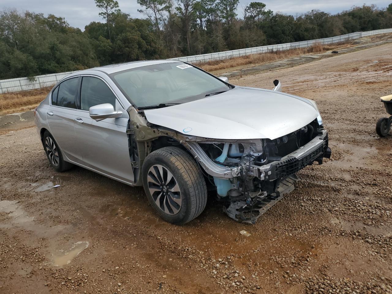 2015 Honda Accord VIN 1HGCR6F74FA002543 Copart auction photo, front end damage thumbnail 4