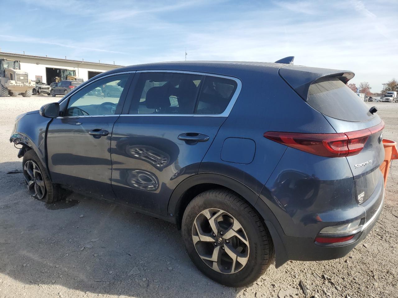 2021 KIA Sportage VIN KNDPM3AC9M7855631 Copart auction photo, front end / minor dent/scratches damage thumbnail 2