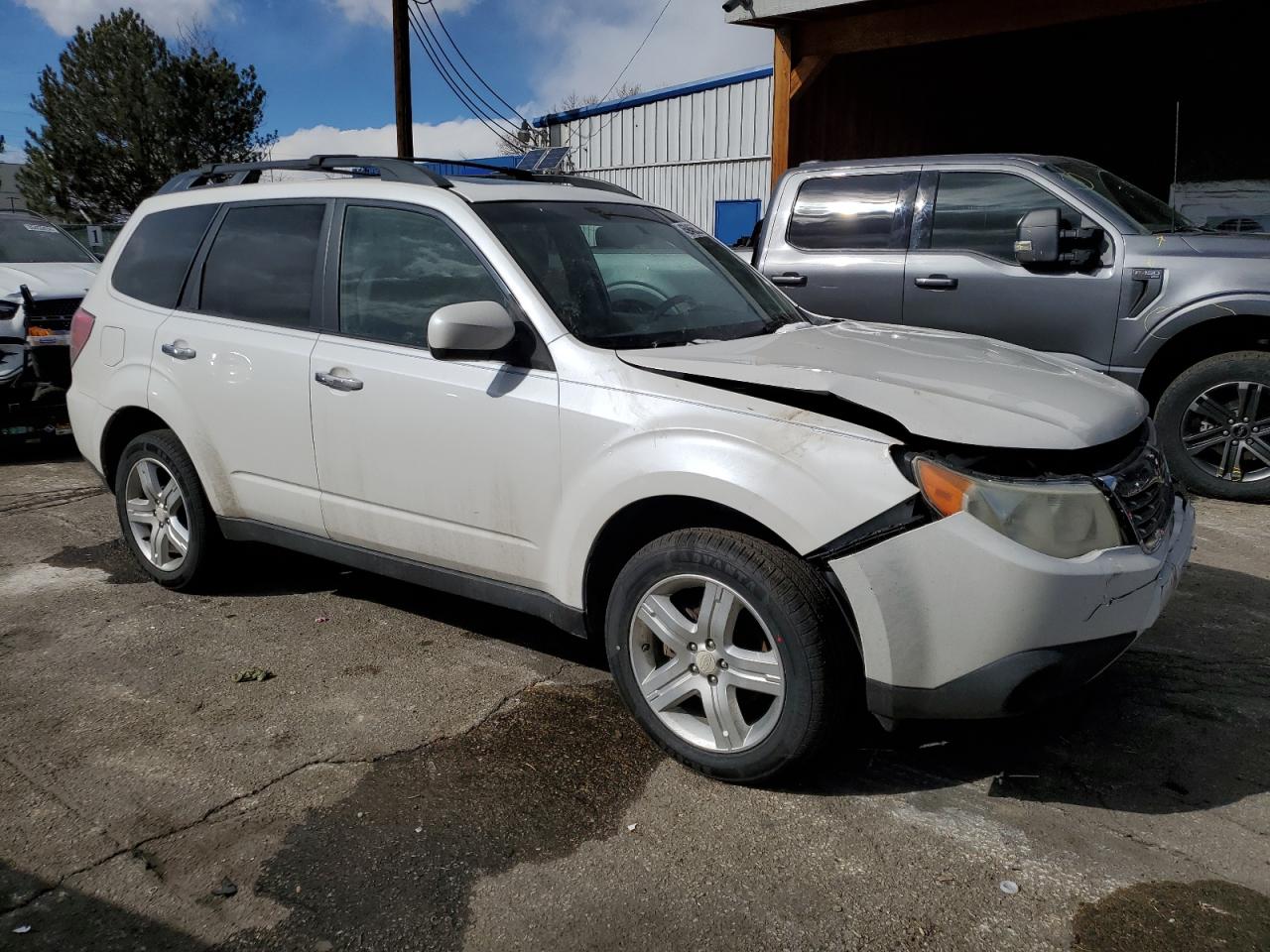 2009 Subaru Forester VIN JF2SH64649H746079 Copart auction photo, front end damage thumbnail 4