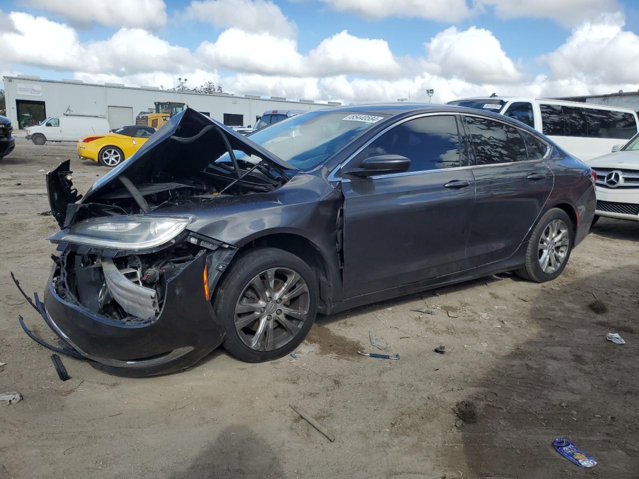 2015 Chrysler 200 VIN 1C3CCCAB6FN613147