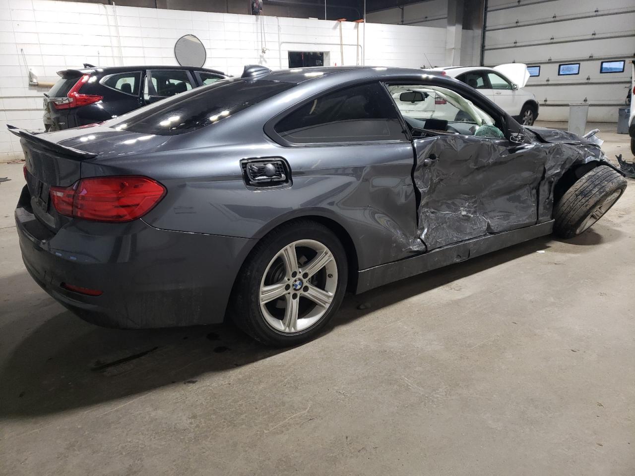 2014 BMW 4er VIN WBA3N9C50EF722323 Copart auction photo, all over damage thumbnail 3