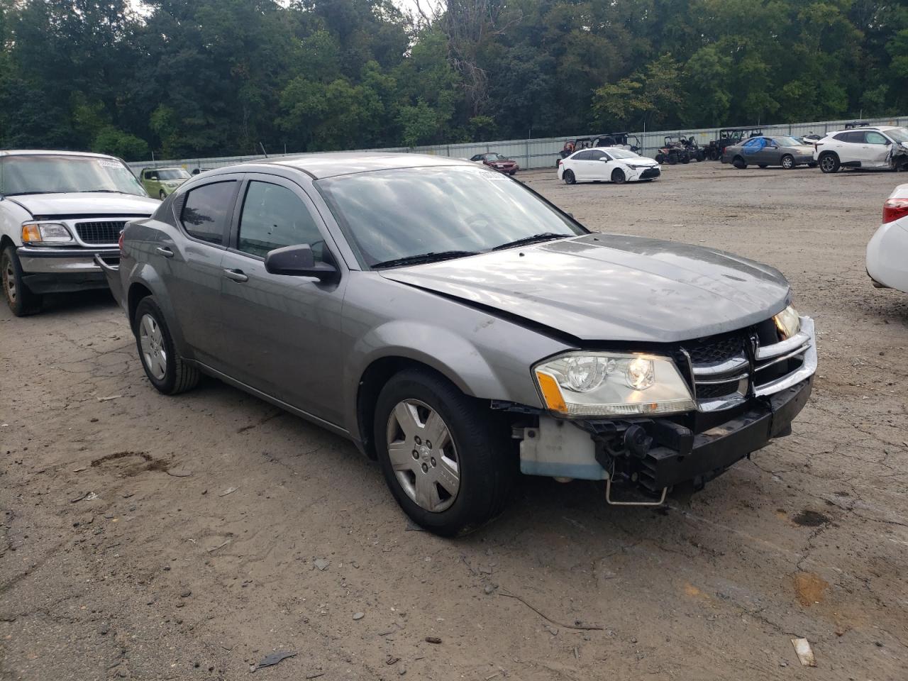 2013 Dodge Avenger VIN 1C3CDZAB2DN757372 Copart auction photo, front end damage thumbnail 4