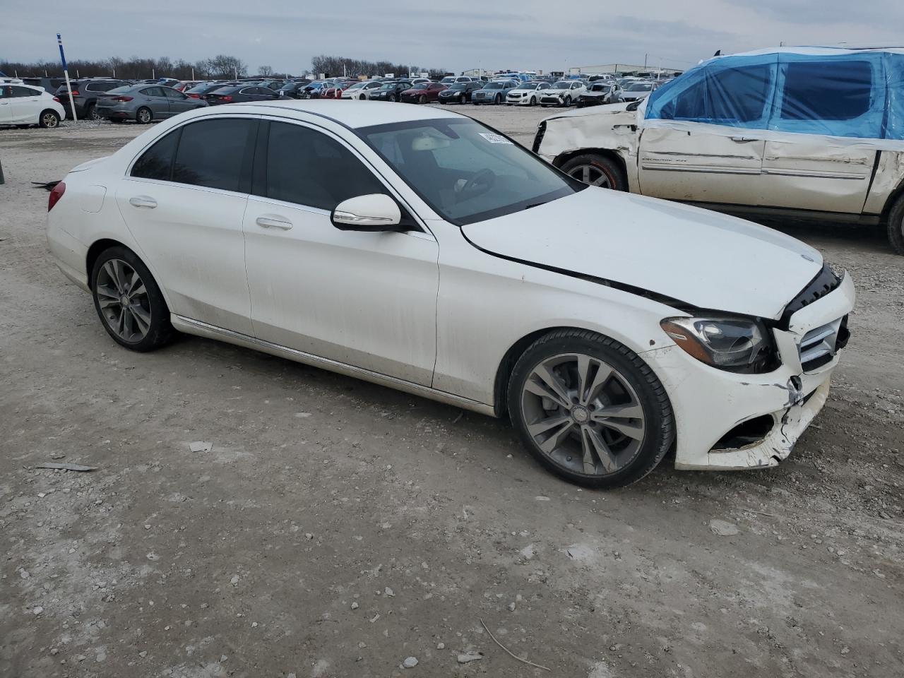 2015 Mercedes-Benz C-klasse VIN 55SWF4JB7FU051519 Copart auction photo, front end damage thumbnail 4