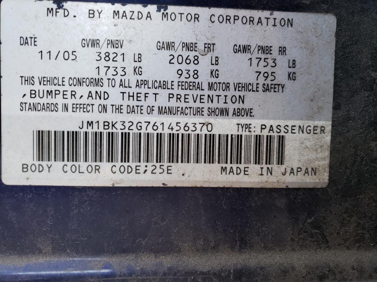 2006 Mazda 3 VIN JM1BK32G761456370 Copart auction photo, front end / minor dent/scratches damage thumbnail 12