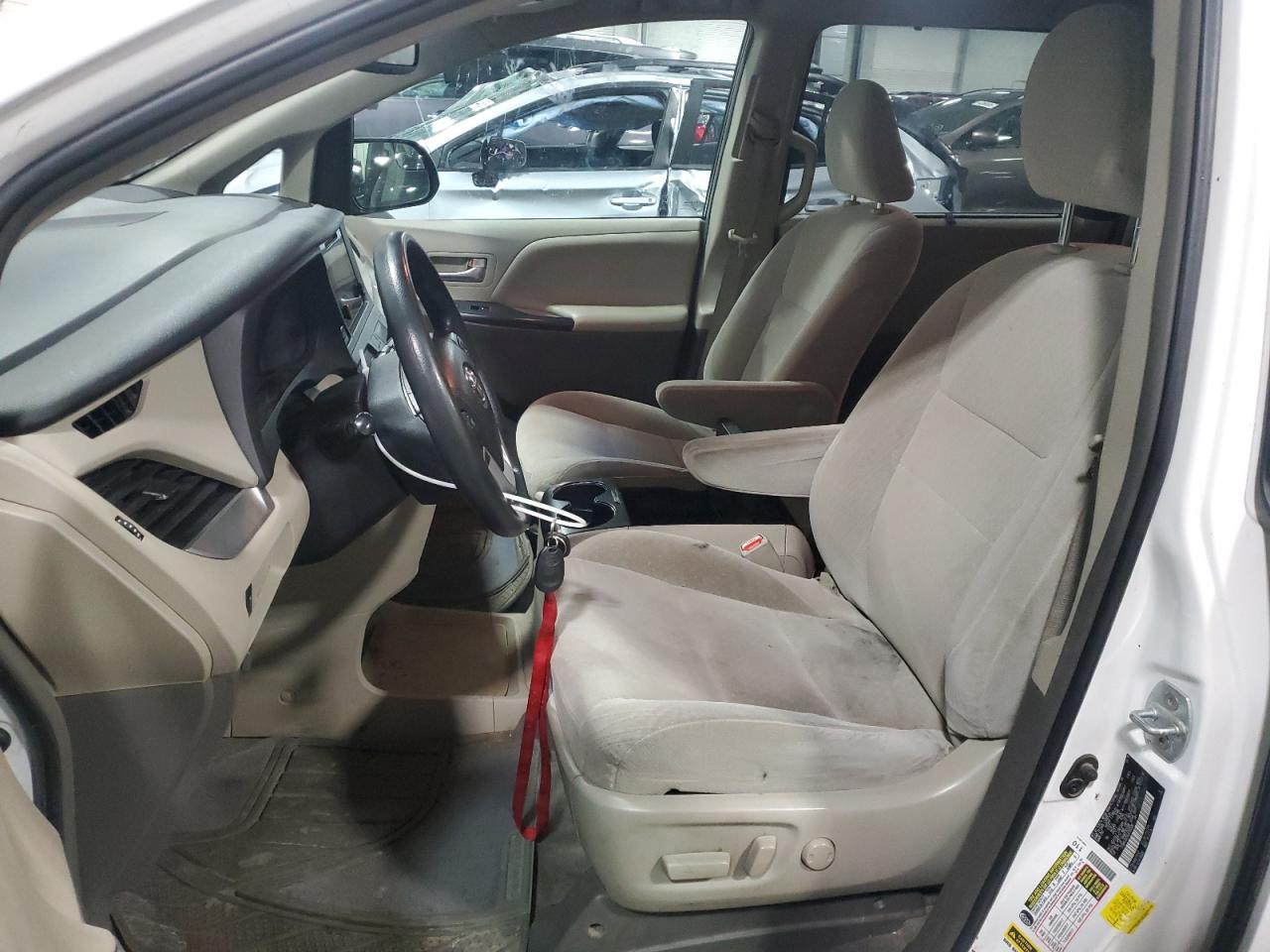2016 Toyota Sienna VIN 5TDKK3DC9GS705508 Copart auction photo, rear end / side damage thumbnail 7