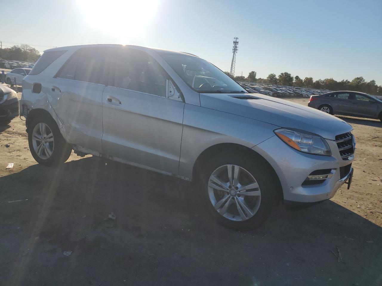 2015 Mercedes-Benz M-klasse VIN 4JGDA5HB3FA503876 Copart auction photo, rear end / side damage thumbnail 4