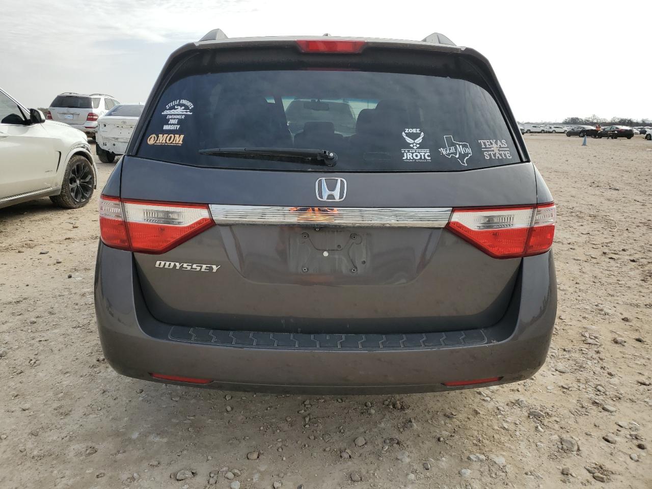 2012 Honda Odyssey VIN 5FNRL5H67CB142341 Copart auction photo, side / minor dent/scratches damage thumbnail 6