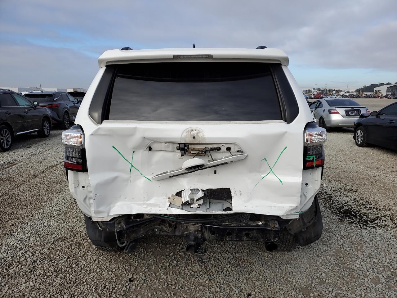 2020 Toyota 4Runner VIN JTEBU5JRXL5744506 Copart auction photo, rear end damage thumbnail 6