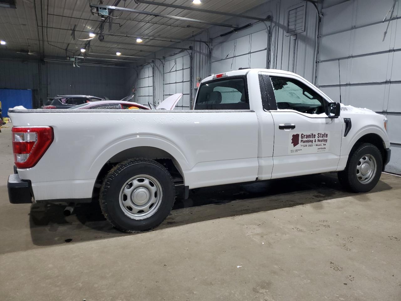 2022 Ford F-150 VIN 1FTMF1CB0NKE68437 Copart auction photo, rear end / minor dent/scratches damage thumbnail 3