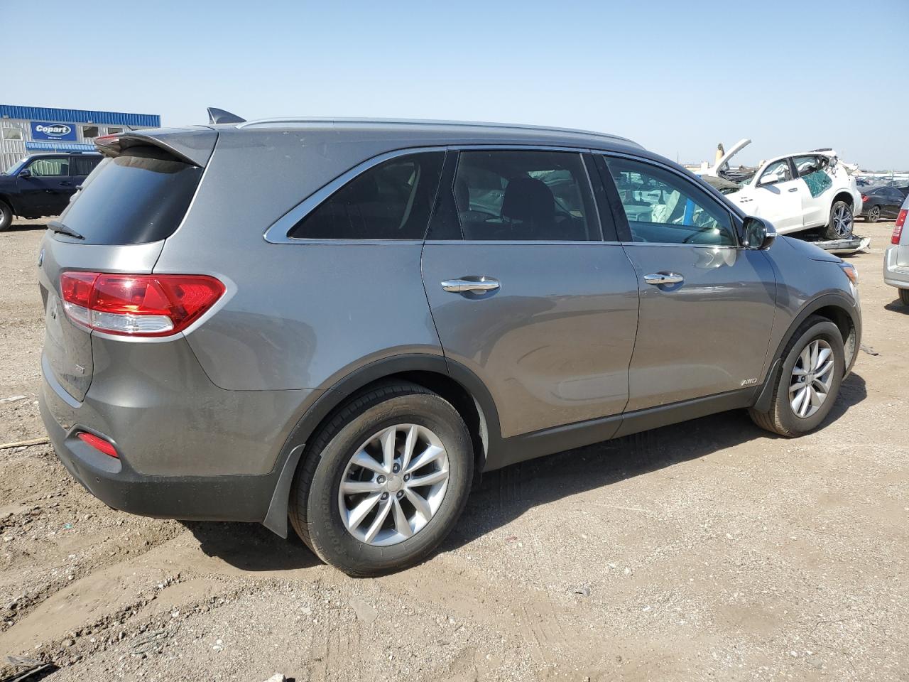 2017 KIA Sorento VIN 5XYPGDA32HG271593 Copart auction photo, side damage thumbnail 3