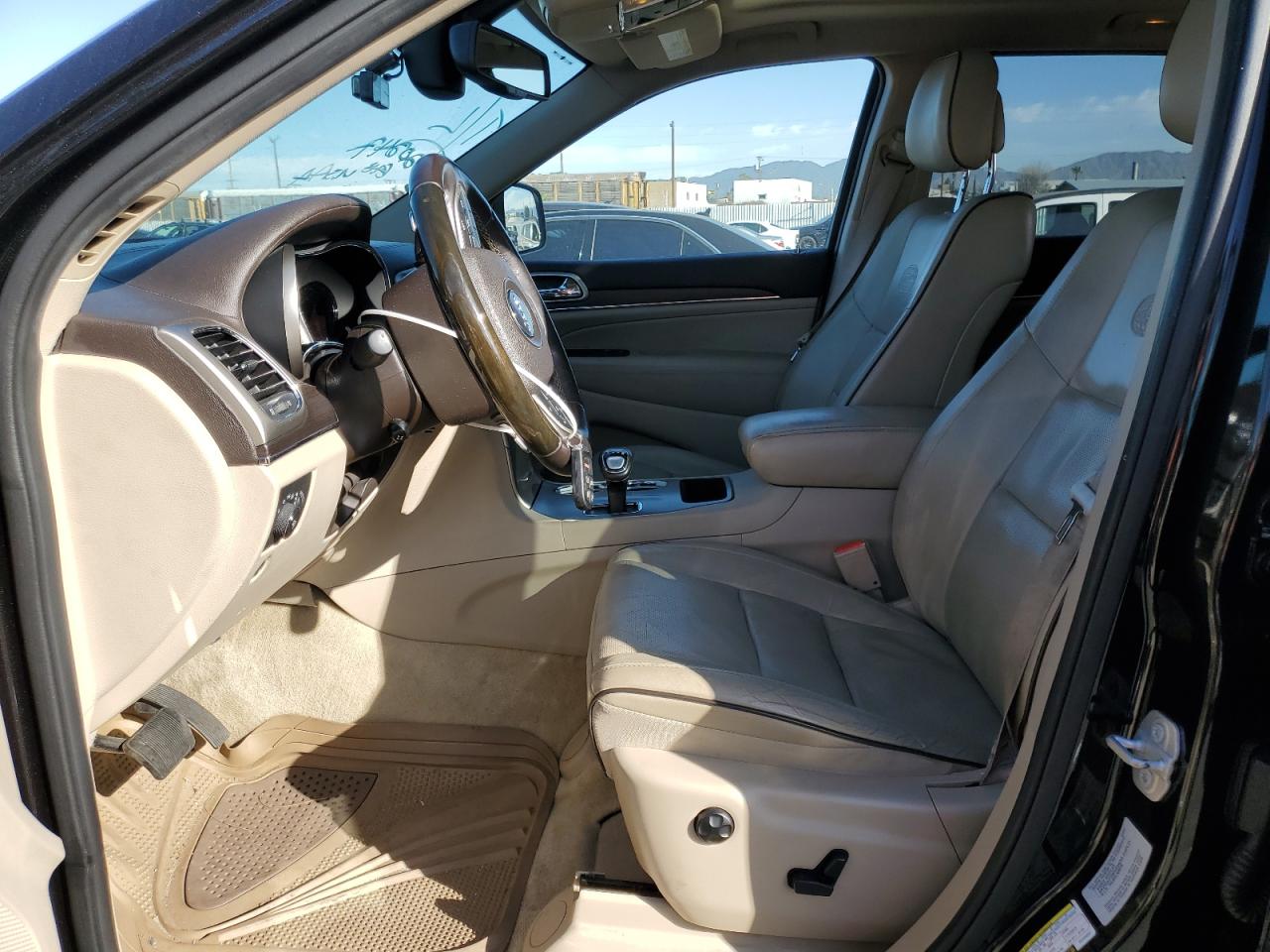 2015 Jeep Grand Cherokee VIN 1C4RJECG4FC144247 Copart auction photo, front end / minor dent/scratches damage thumbnail 7