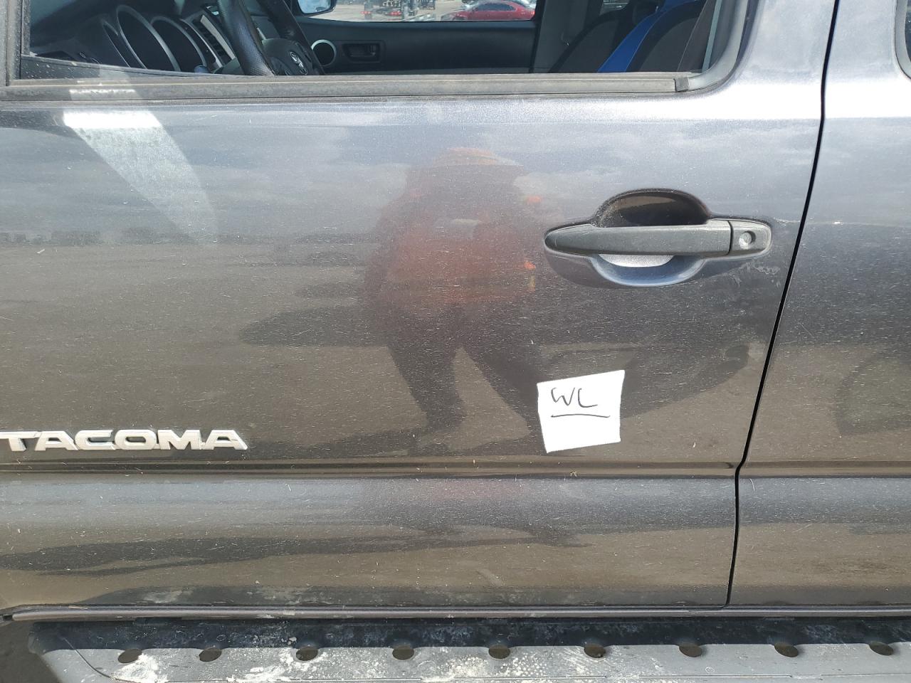 2015 Toyota Tacoma VIN 5TFJU4GN0FX082622 Copart auction photo, water/flood damage thumbnail 12