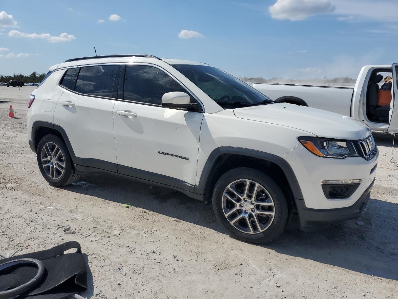 2018 Jeep Compass VIN 3C4NJCBBXJT468230 Copart auction photo, rear end / side damage thumbnail 4