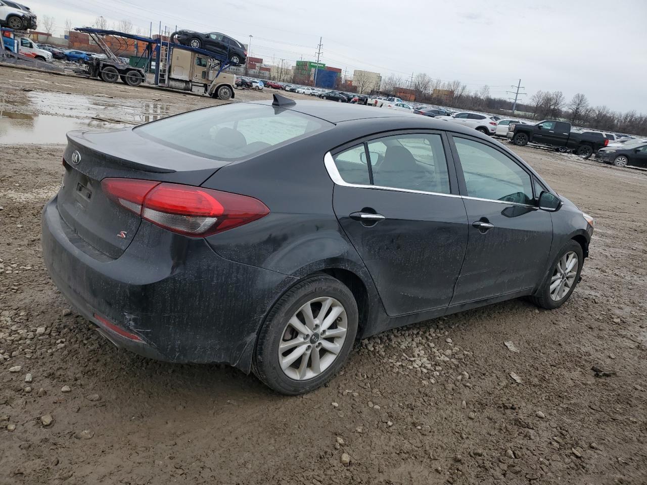 2017 KIA Forte VIN 3KPFL4A70HE158555 Copart auction photo, front end damage thumbnail 3