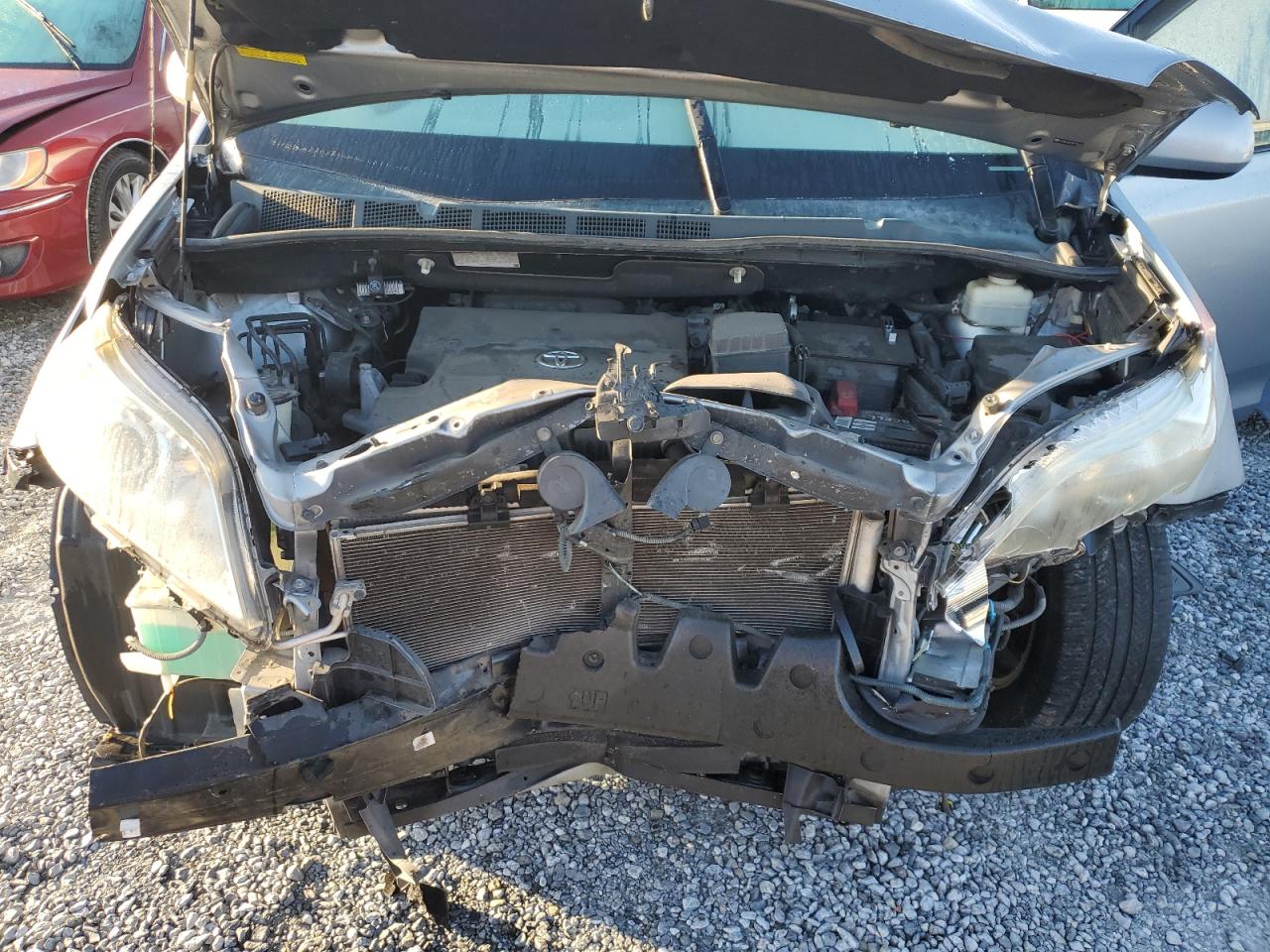 2011 Toyota Sienna VIN 5TDKK3DC5BS144393 Copart auction photo, front end / side damage thumbnail 12