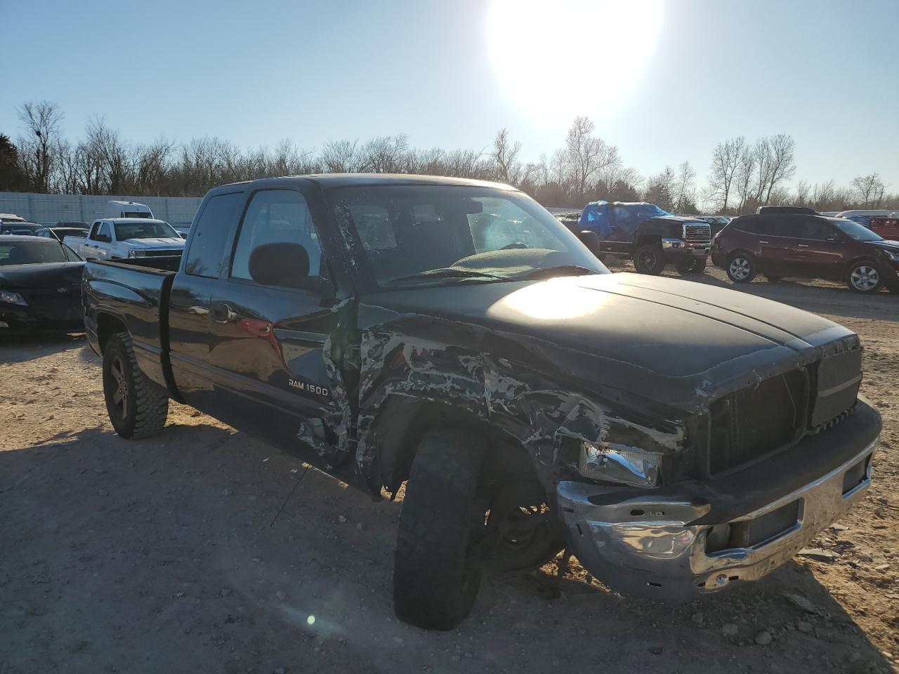 1999 Dodge RAM VIN 3B7HC12Y1XG199438 Copart auction photo, all over damage thumbnail 4