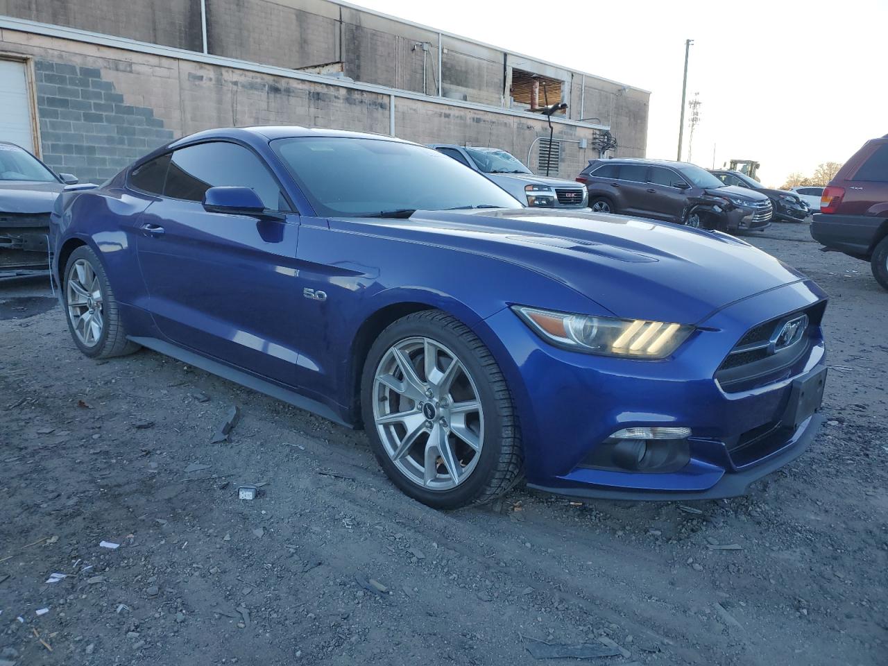 2015 Ford Mustang VIN 1FA6P8CF5F5374657 Copart auction photo, front end / side damage thumbnail 4